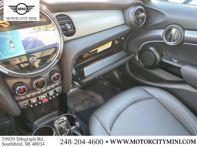 Certified 2024 MINI Cooper 4-Door Hardtop FWD image 37
