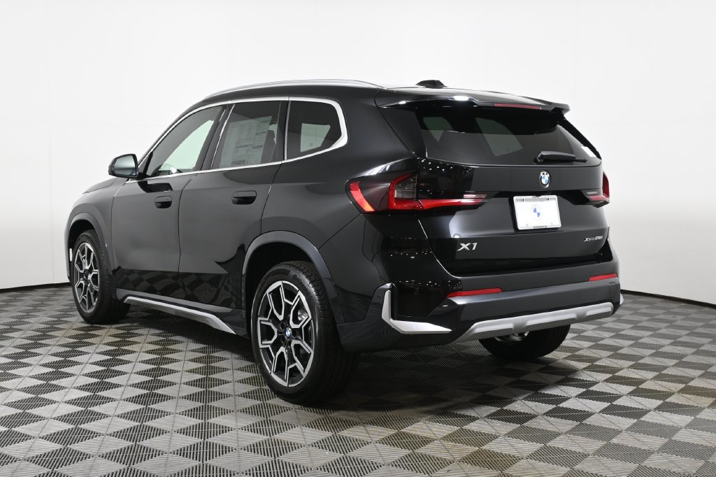 New 2027 BMW X1 xDrive28i AWD/4WD image 5