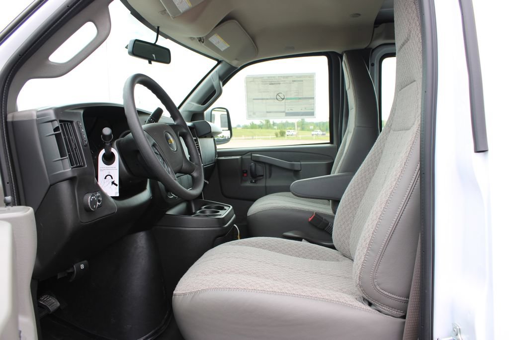 New 2026 Chevrolet Express 3500 Extended w/ Driver Convenience Package RWD image 18