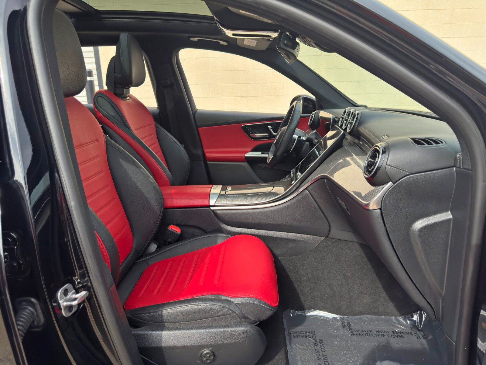 Used 2024 Mercedes-Benz GLC 43 AMG 4MATIC image 16