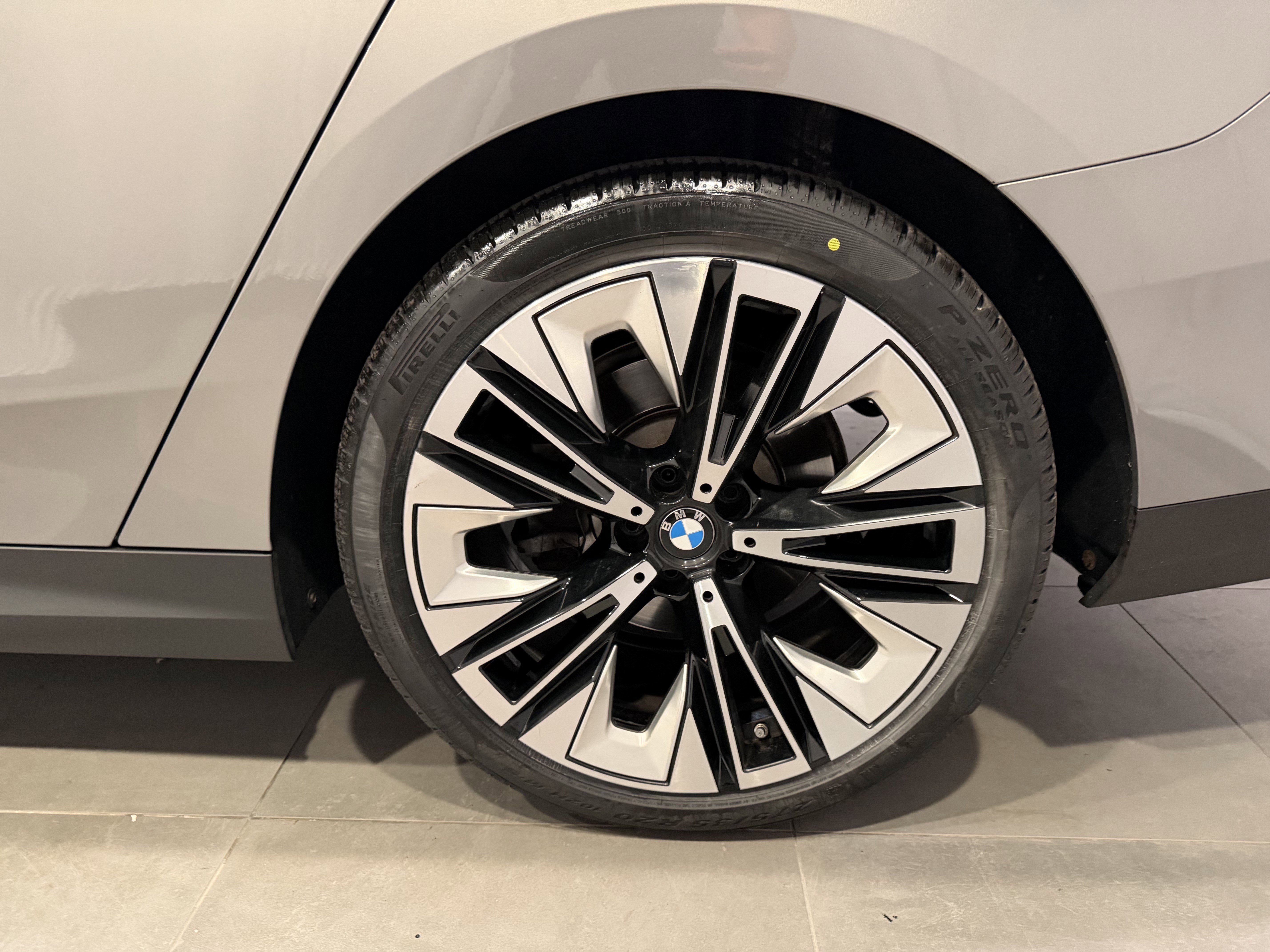 Certified 2024 BMW 530i xDrive w/ Premium Package image 8