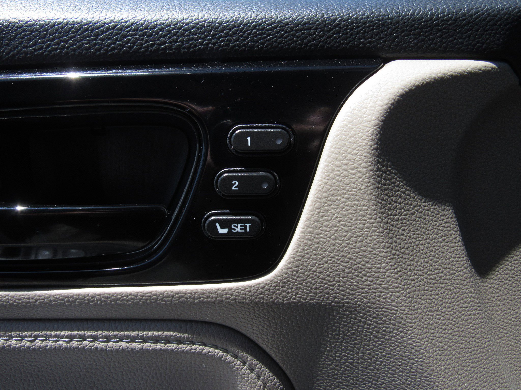 Used 2023 Honda Odyssey Touring image 25