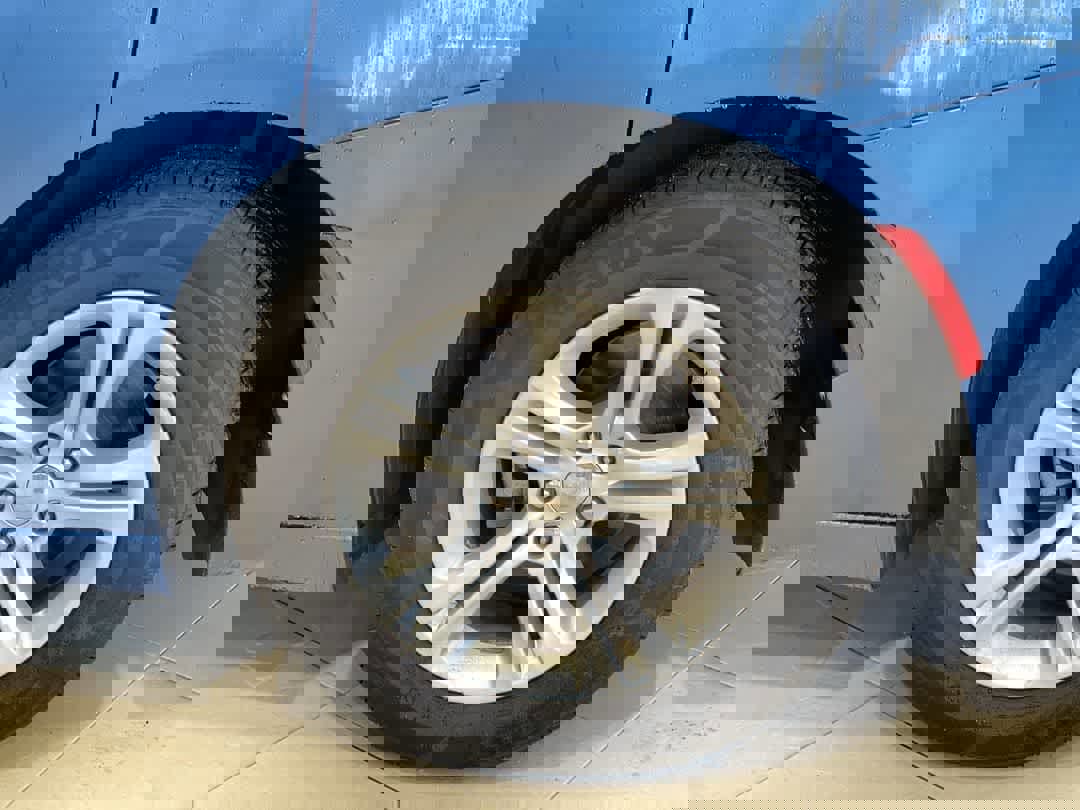 Used 2022 Dodge Charger SXT w/ Leather Interior Group image 12