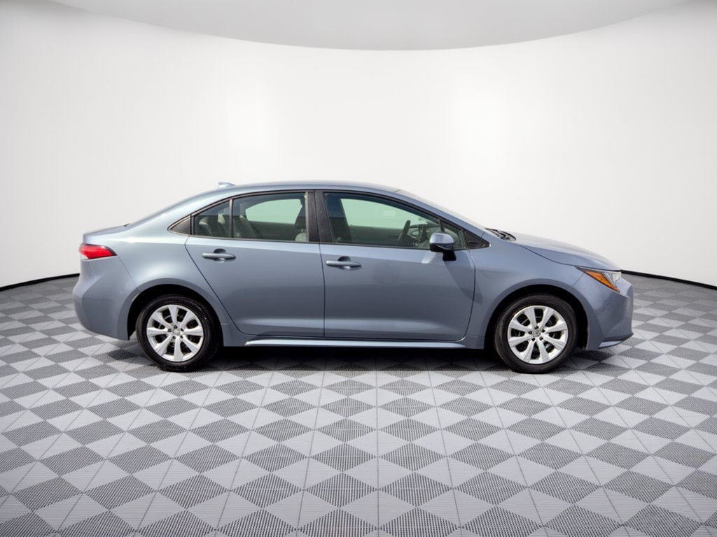 Used 2022 Toyota Corolla LE FWD image 8