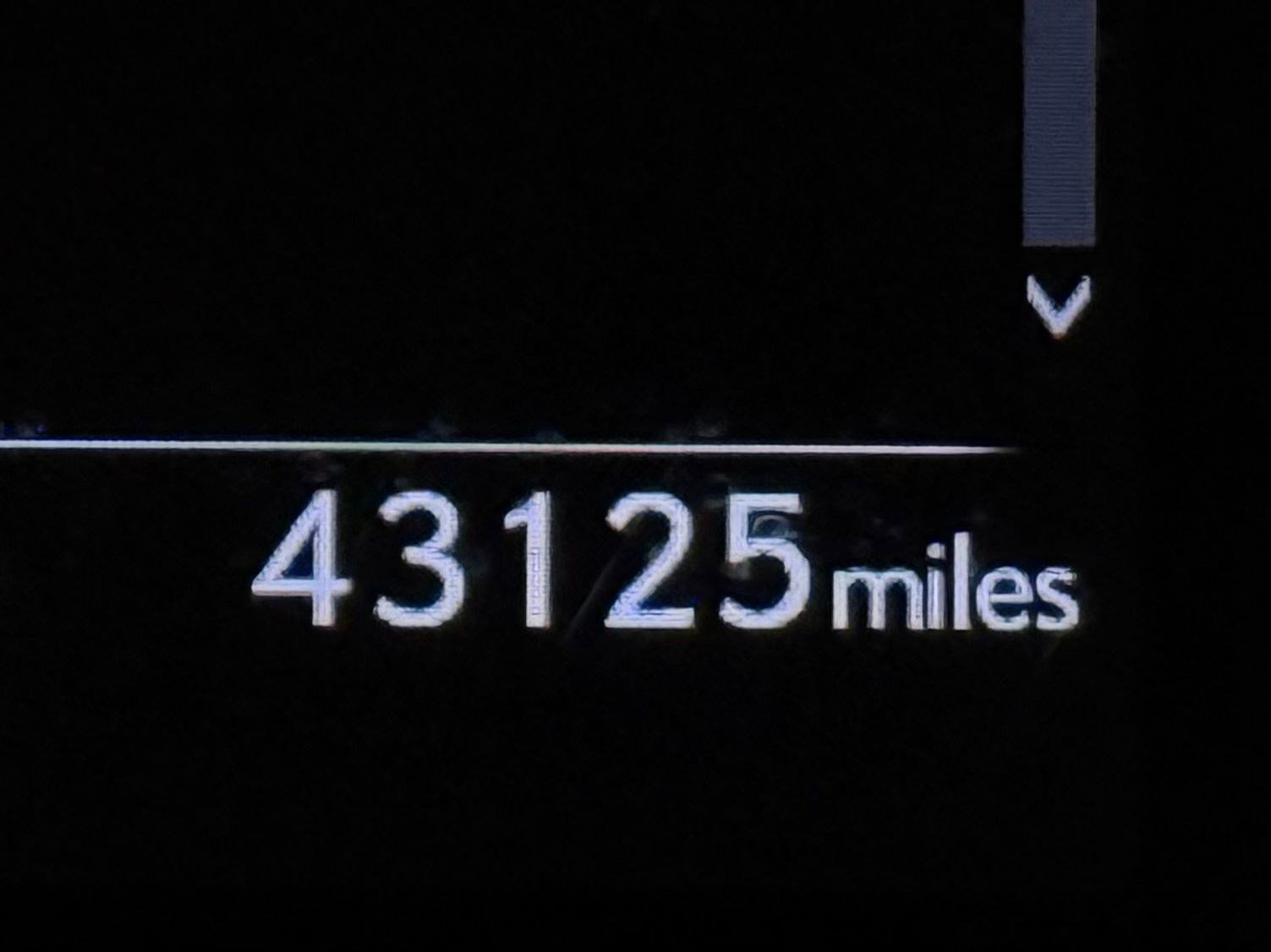 Used 2017 Lexus GX 460 image 32