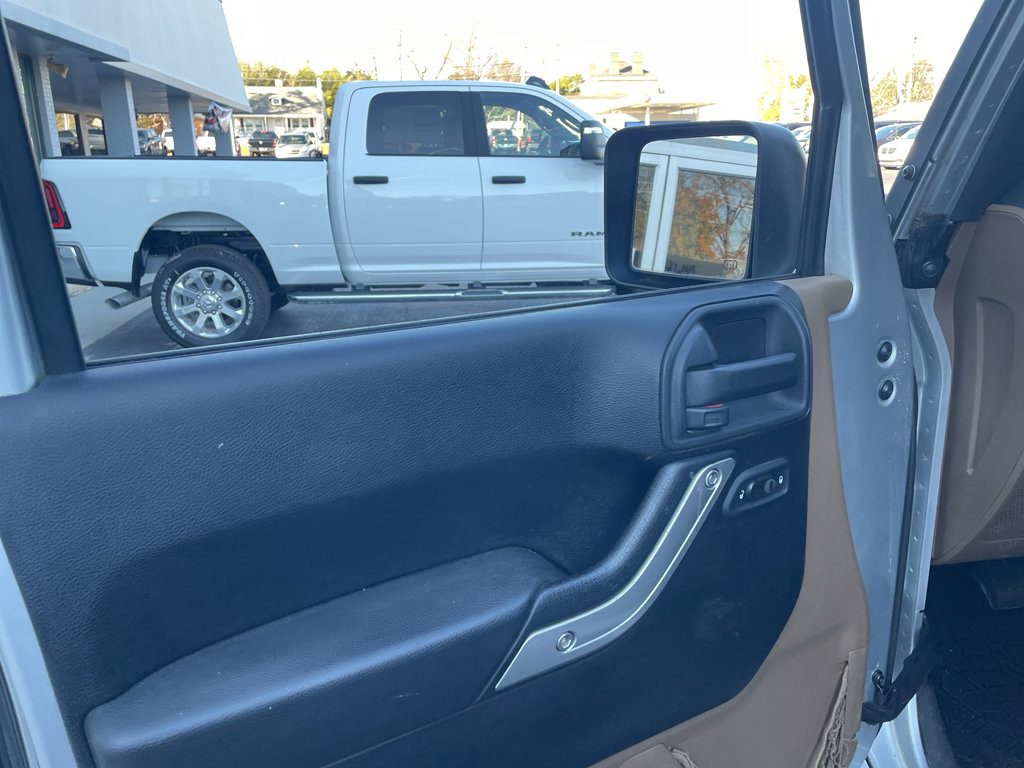 Used 2011 Jeep Wrangler Sahara w/ Trailer Tow Group image 8