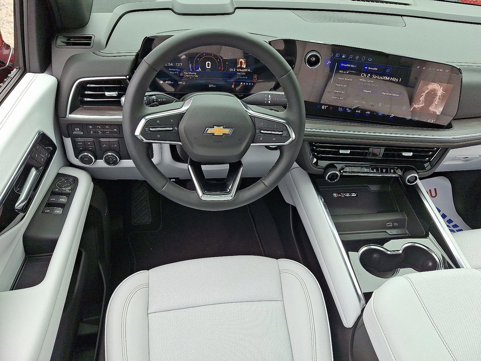 New 2025 Chevrolet Suburban Premier image 8