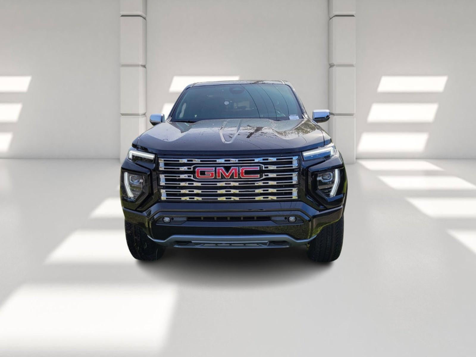 New 2026 GMC Canyon Denali AWD/4WD image 2