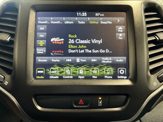 Used 2022 Jeep Cherokee Trailhawk w/ Sound & Nav Group AWD/4WD image 27