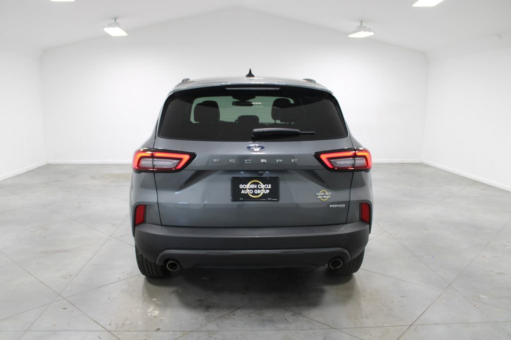 Used 2025 Ford Escape ST-Line AWD/4WD image 8