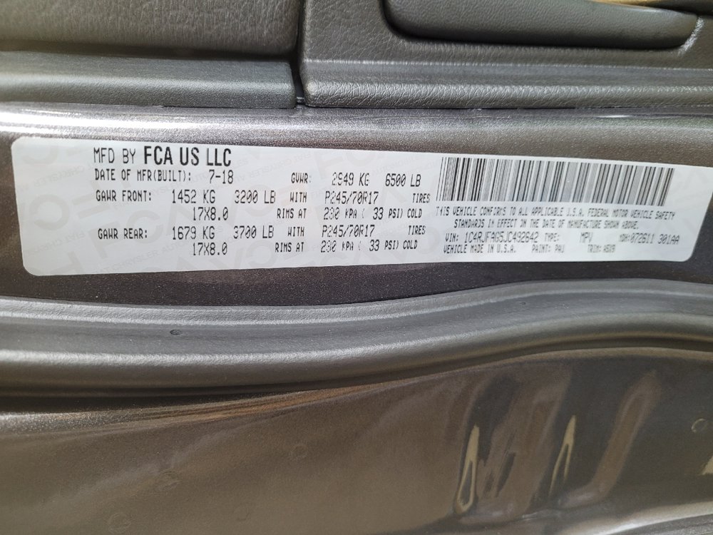 Used 2018 Jeep Grand Cherokee Laredo AWD/4WD image 33