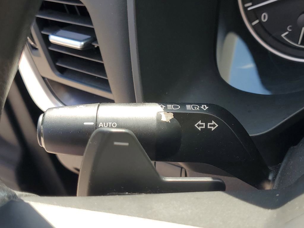 Used 2024 Nissan Rogue SV AWD/4WD image 26