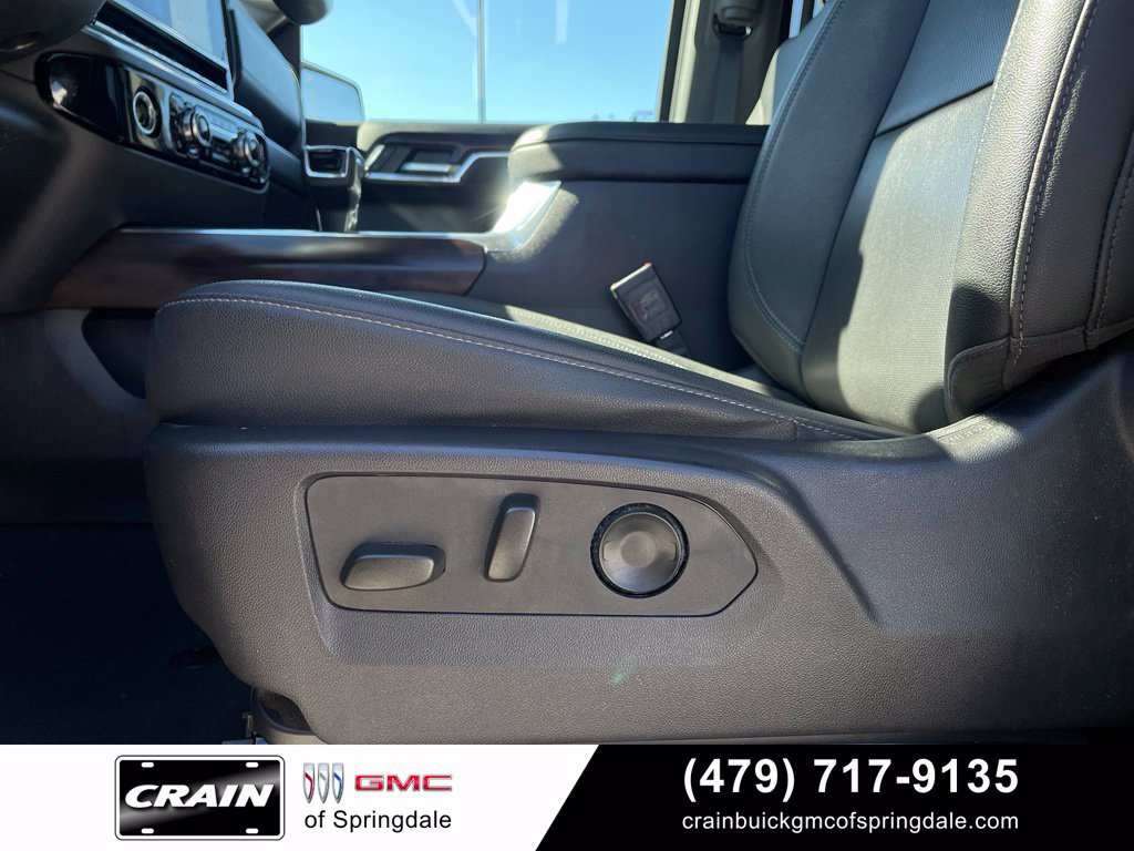 Used 2024 GMC Sierra 1500 SLT w/ SLT Convenience Package AWD/4WD image 11