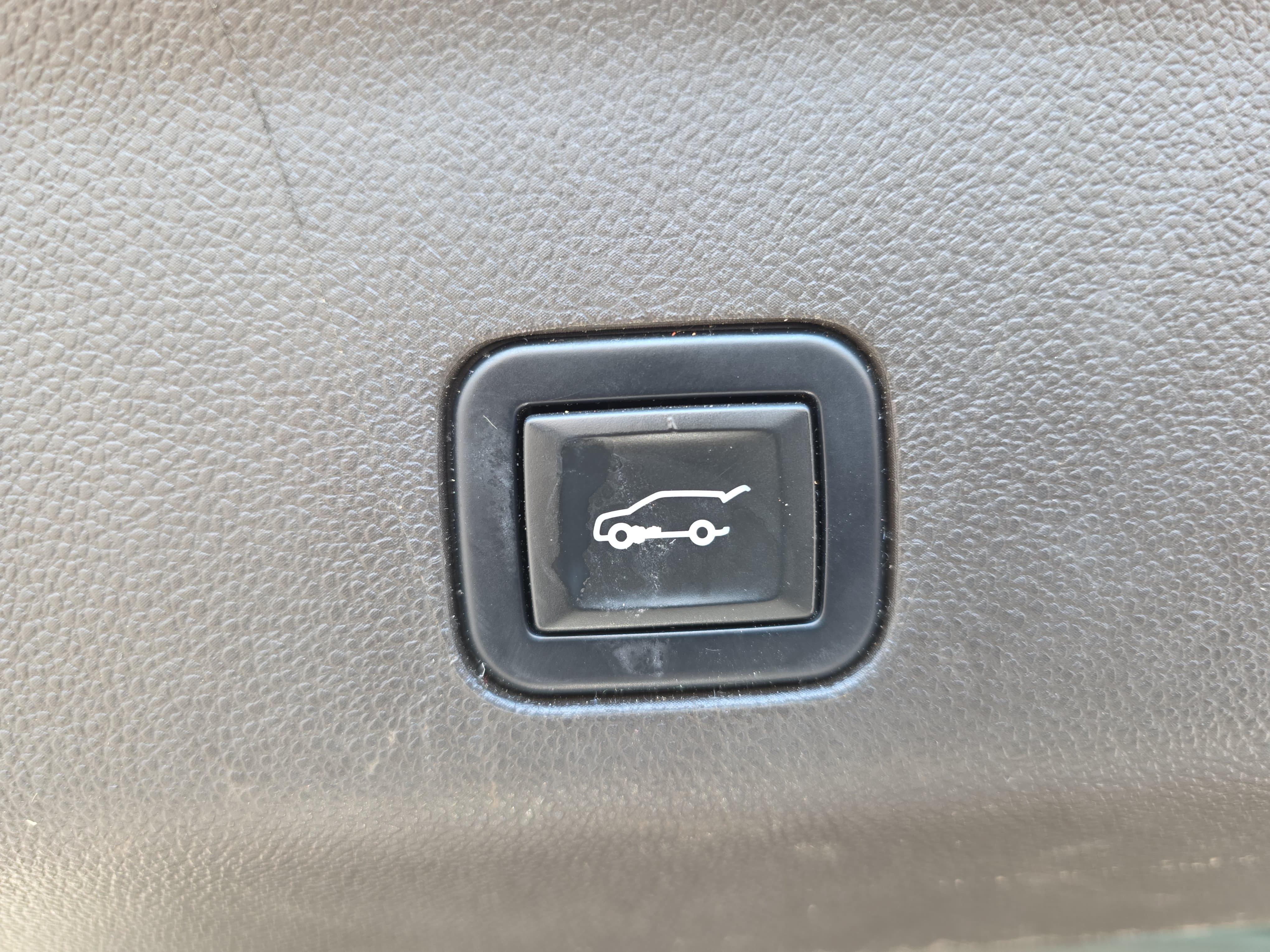 Used 2021 Chevrolet Tahoe LT AWD/4WD image 15