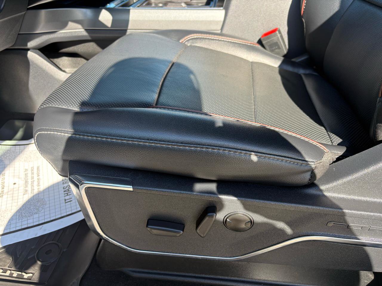 Used 2023 Ford F350 Lariat w/ Lariat Ultimate Package image 21