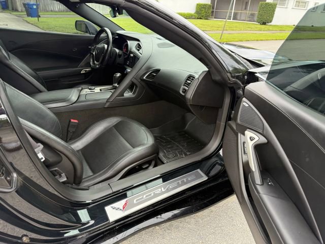 Used 2017 Chevrolet Corvette Stingray Coupe w/ Carbon Flash Badge Package image 12