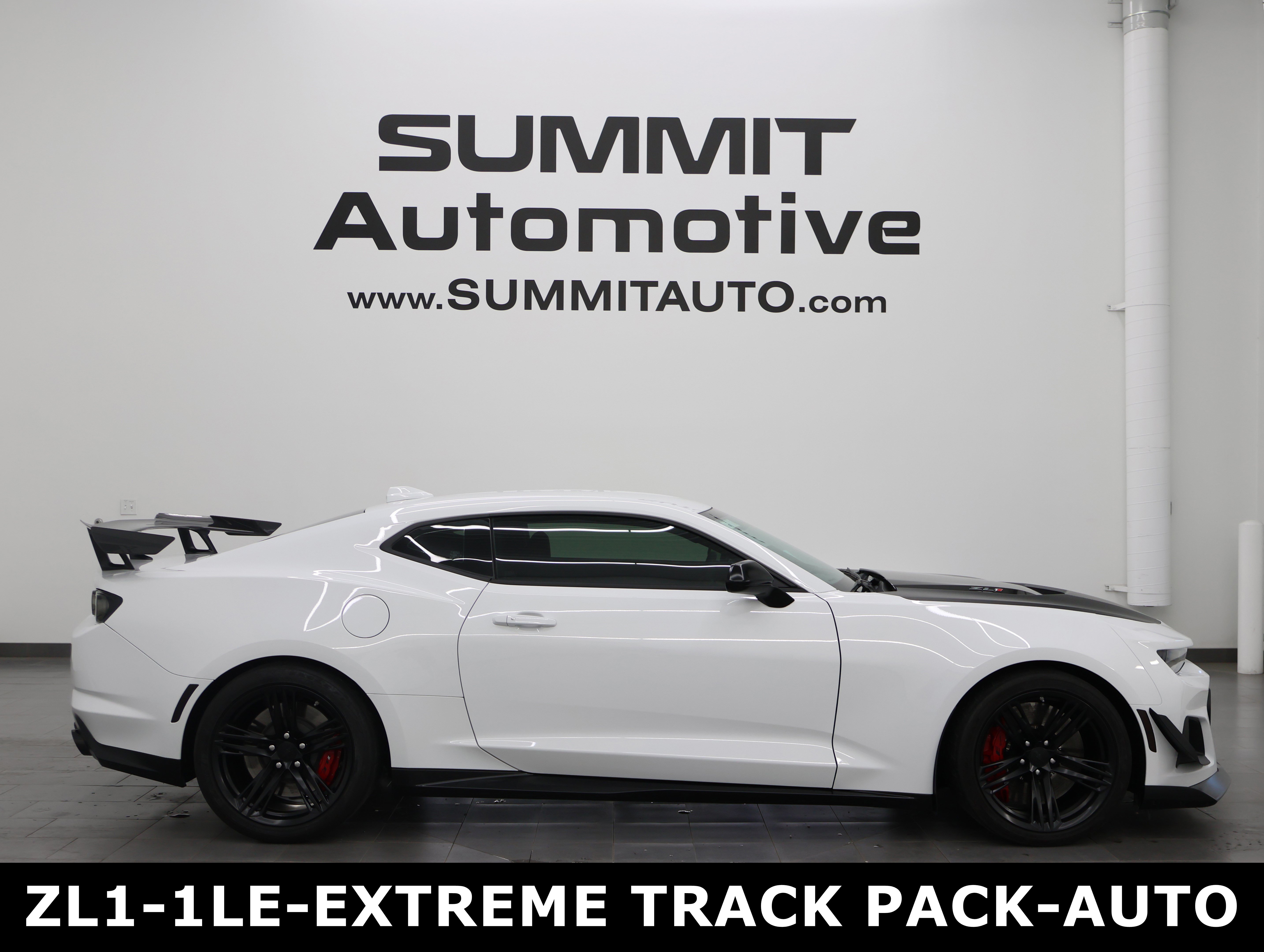 Used 2023 Chevrolet Camaro ZL1 RWD image 1