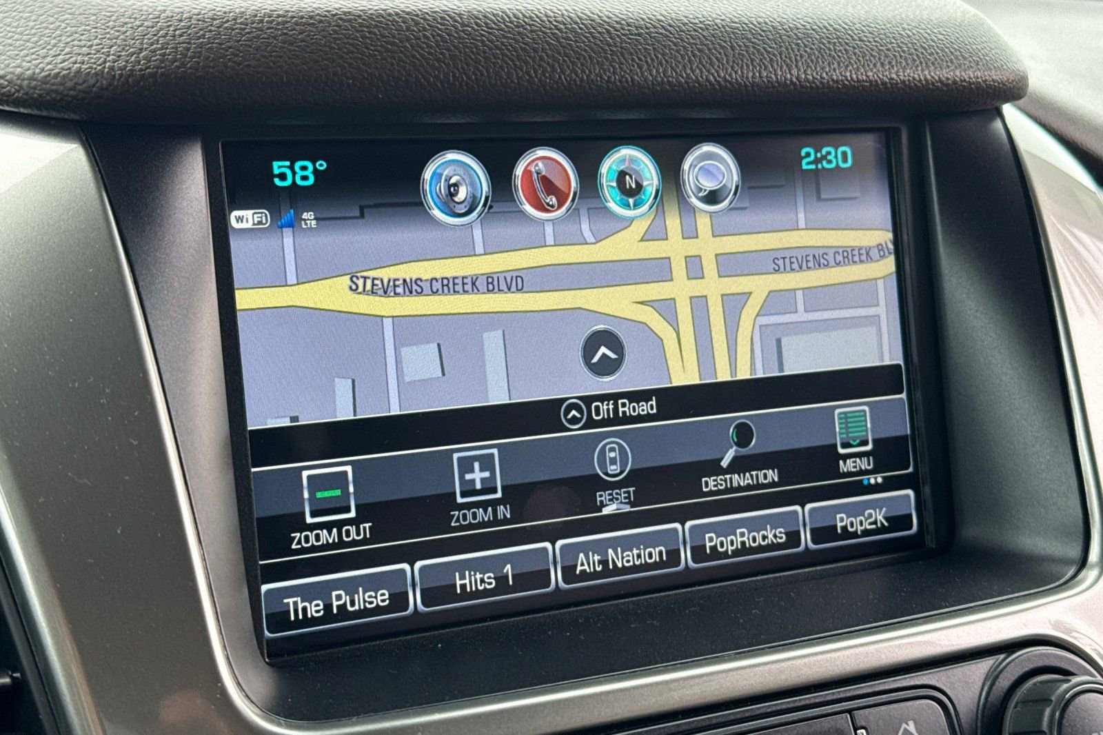 Used 2020 Chevrolet Suburban Premier w/ Max Trailering Package image 39