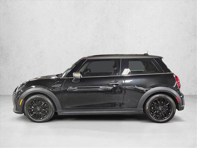Used 2024 MINI Cooper 2-Door Hardtop w/ Signature Upholstery Package image 9