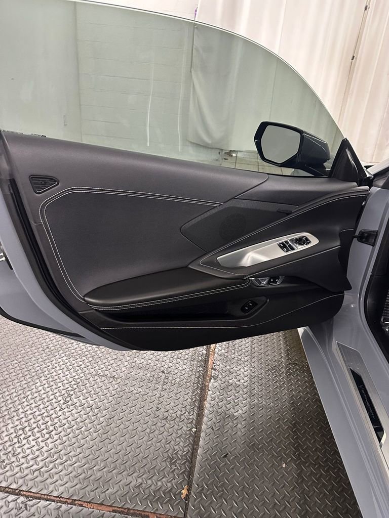 Used 2024 Chevrolet Corvette Stingray Coupe w/ Z51 Performance Package image 9