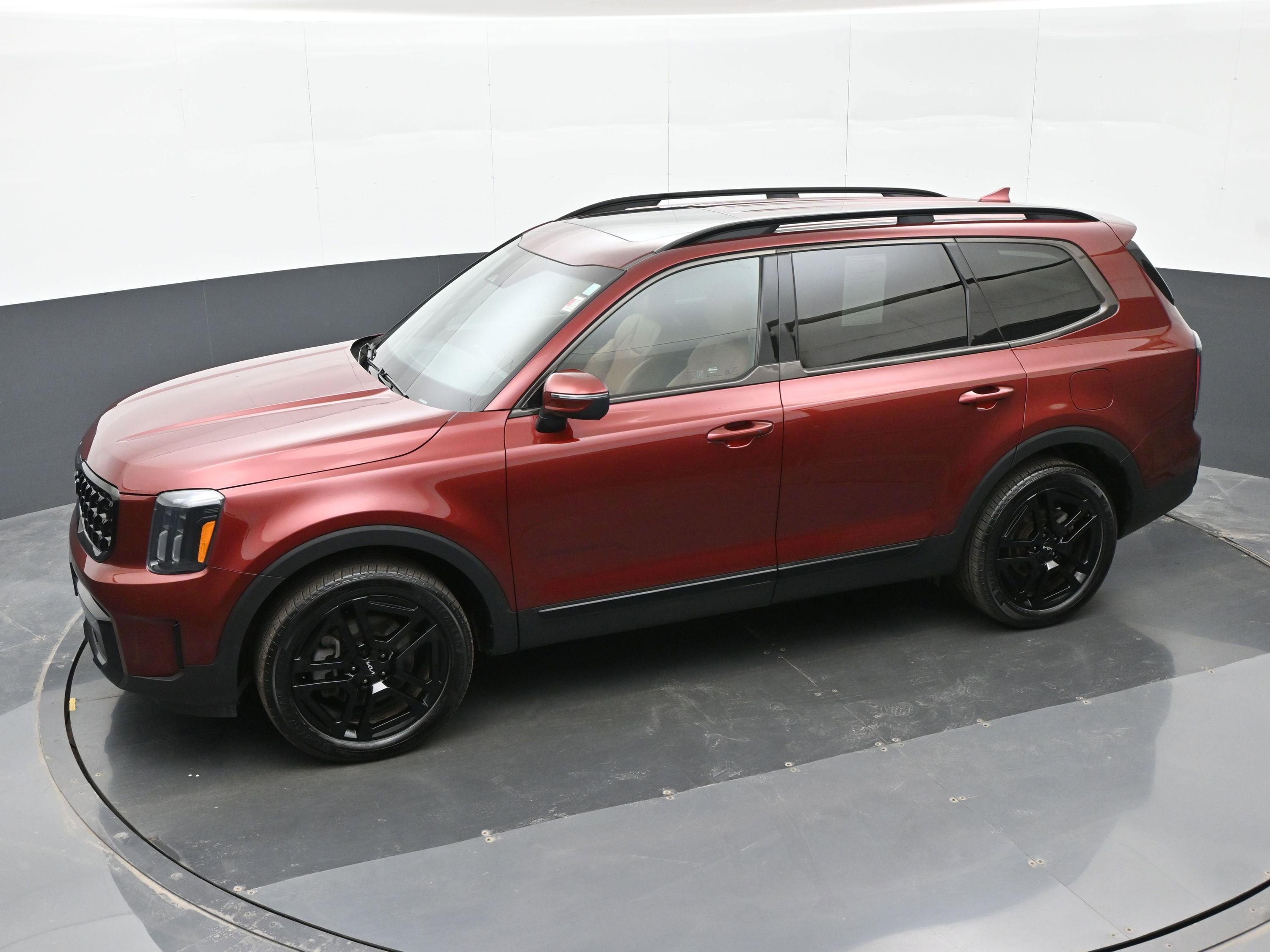 Used 2024 Kia Telluride EX X-Line image 35