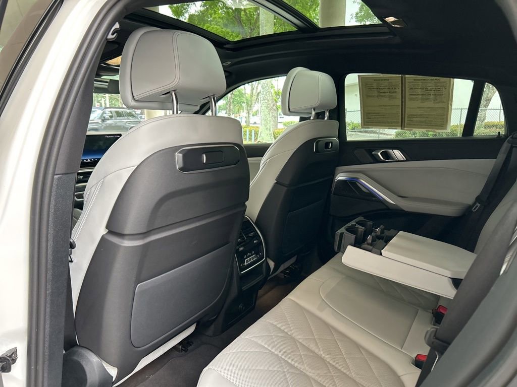 Used 2026 BMW X6 M60i image 47