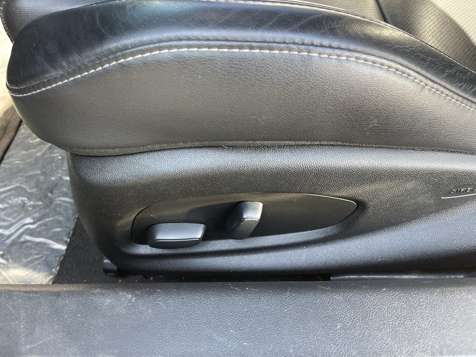 Used 2019 Chevrolet Camaro SS RWD image 11