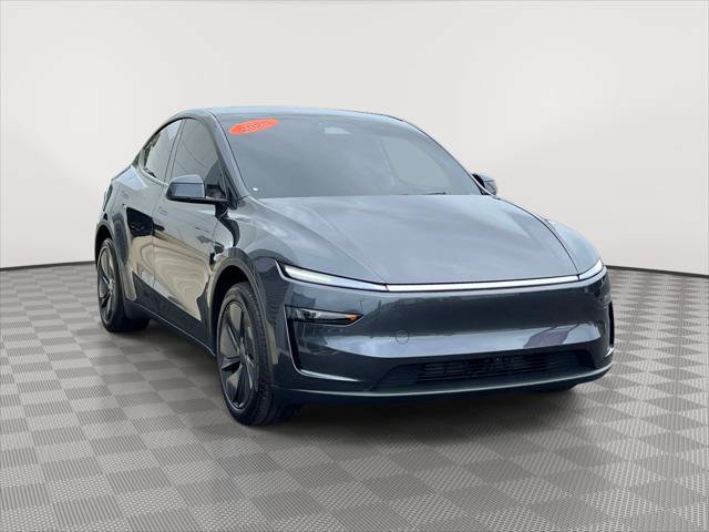 Used 2026 Tesla Model Y 2WD image 1