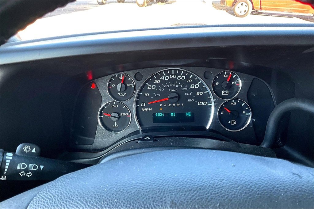 Used 2022 Chevrolet Express 2500 Extended w/ Driver Convenience Package image 18