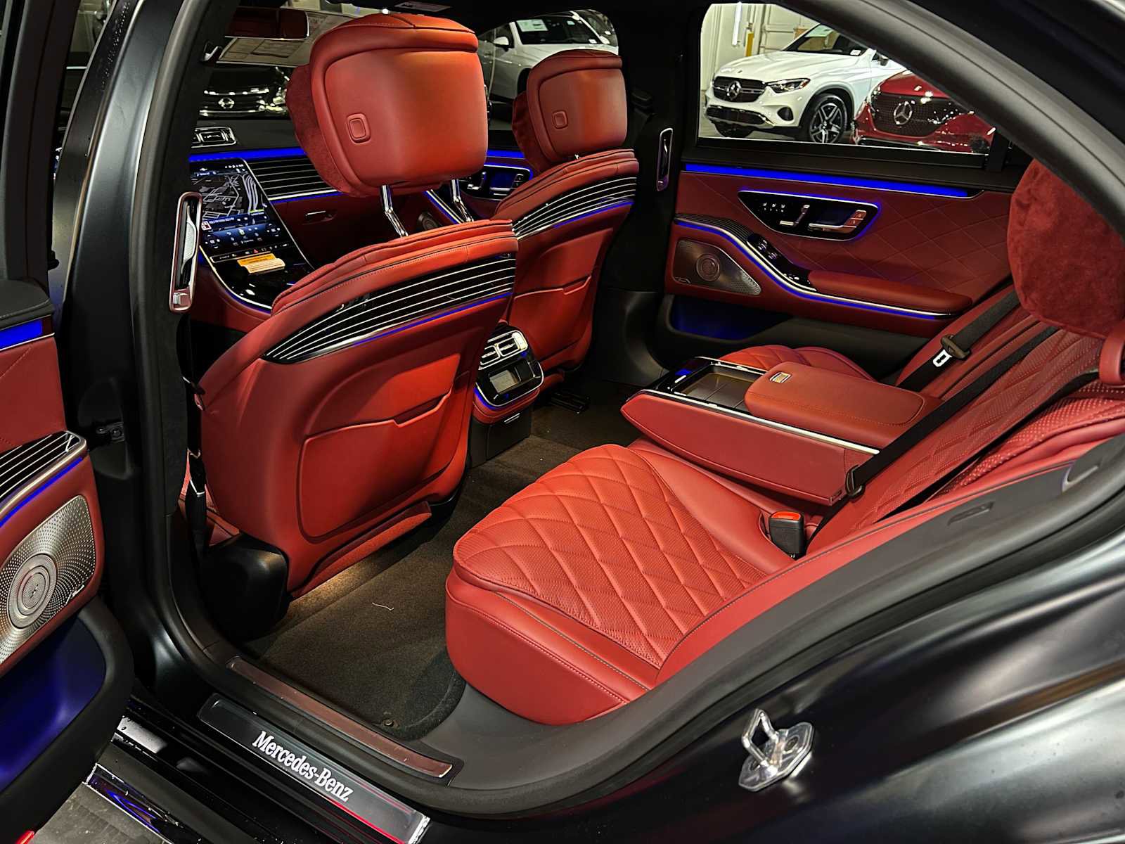 New 2026 Mercedes-Benz S 580 4MATIC Sedan image 21