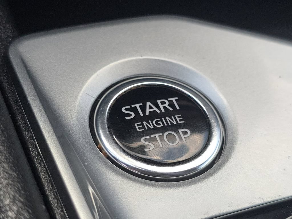 Used 2025 Nissan Altima 2.5 SV FWD image 30