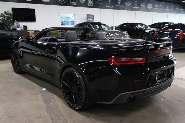Used 2017 Chevrolet Camaro LT RWD image 11
