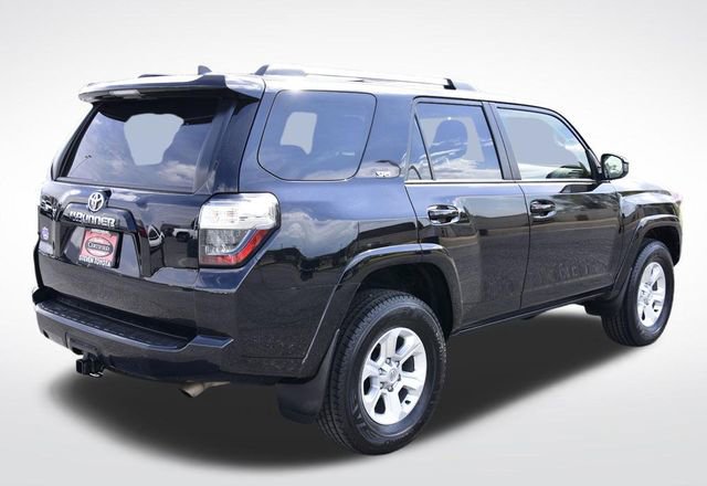 Certified 2024 Toyota 4Runner SR5 image 4