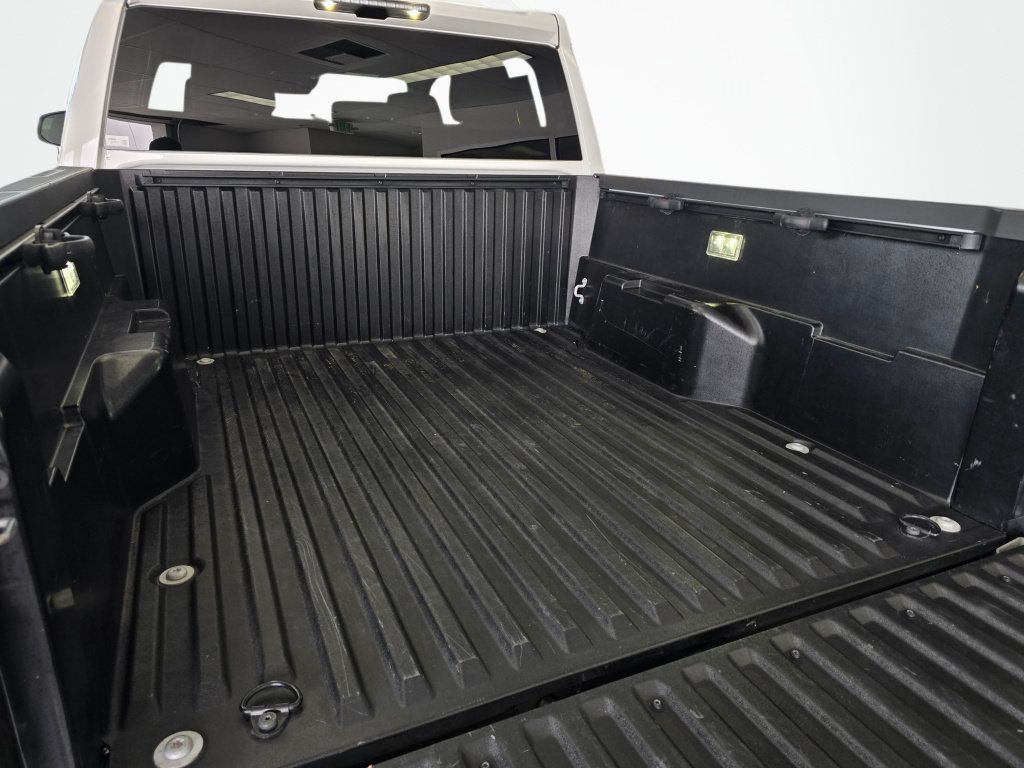 Used 2024 Toyota Tacoma TRD Off-Road AWD/4WD image 16