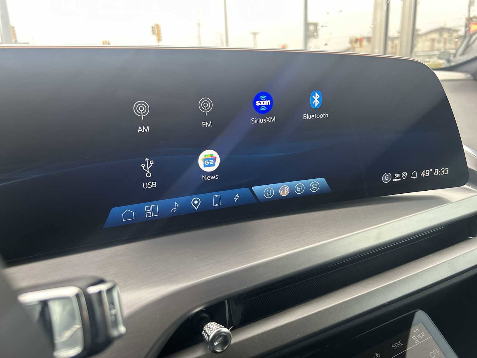 New 2026 Cadillac Vistiq Luxury image 12