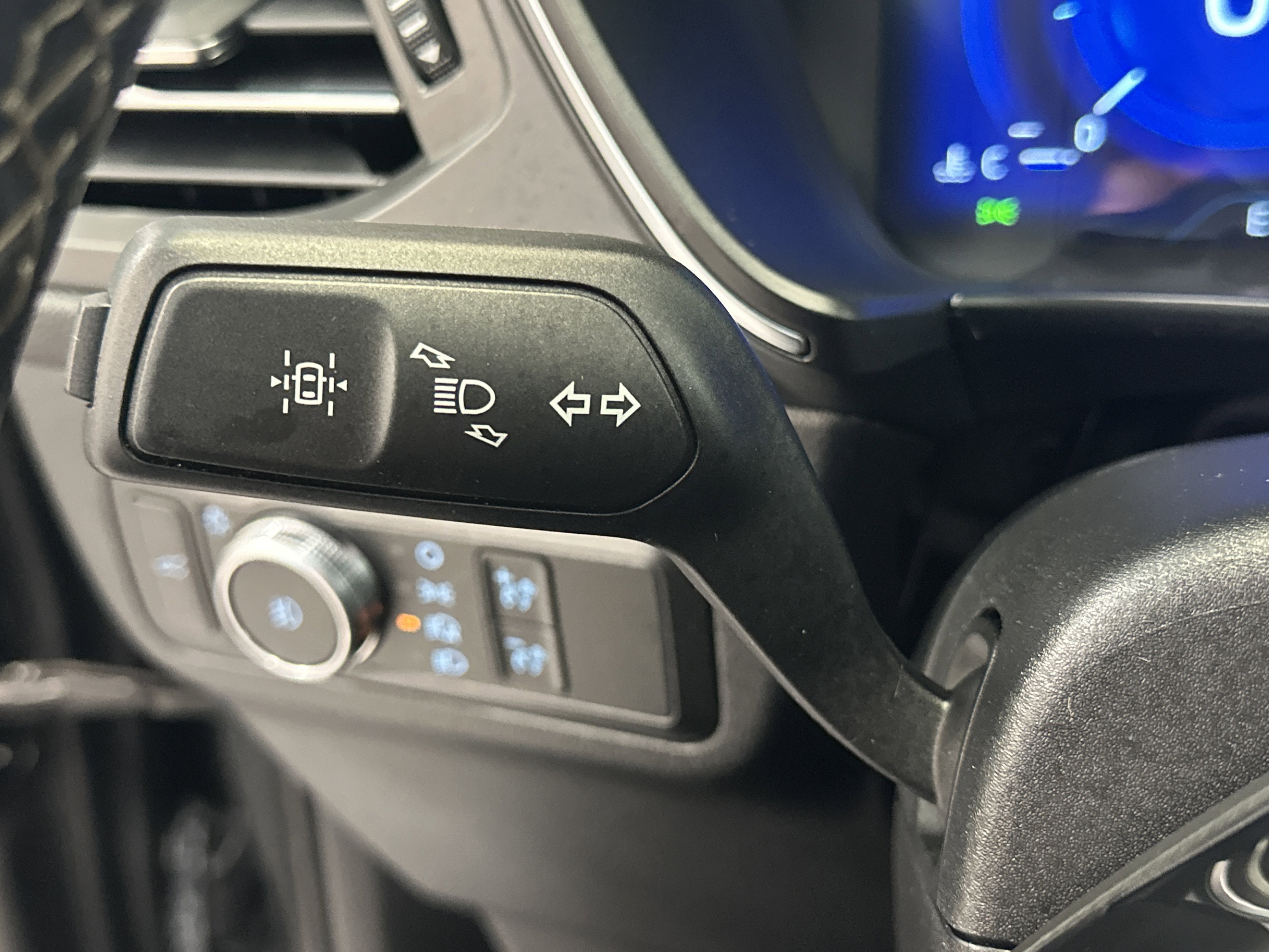 Used 2022 Ford Escape Titanium w/ Titanium Elite Package image 37