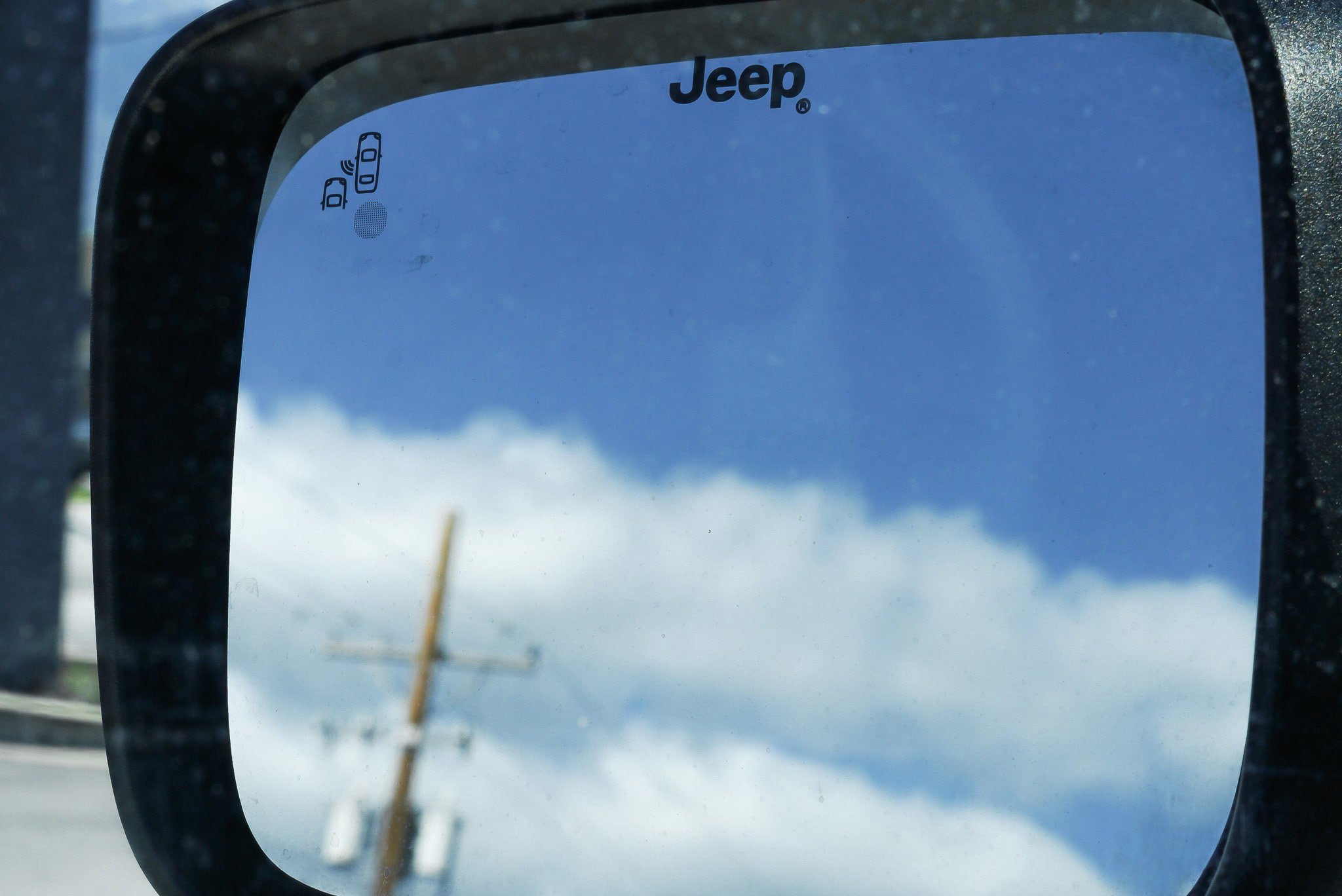 Used 2023 Jeep Renegade Trailhawk w/ Trailhawk Elite Group AWD/4WD image 21