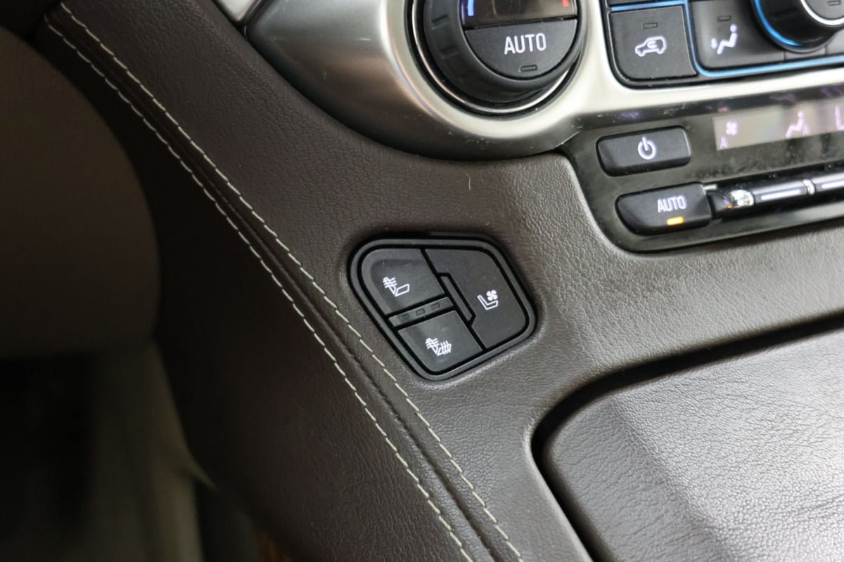 Used 2020 Chevrolet Tahoe Premier AWD/4WD image 9