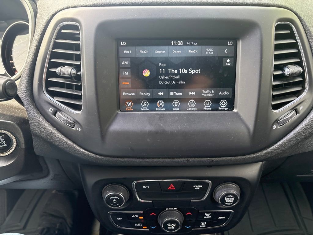 Used 2018 Jeep Compass Latitude w/ Popular Equipment Group AWD/4WD image 14