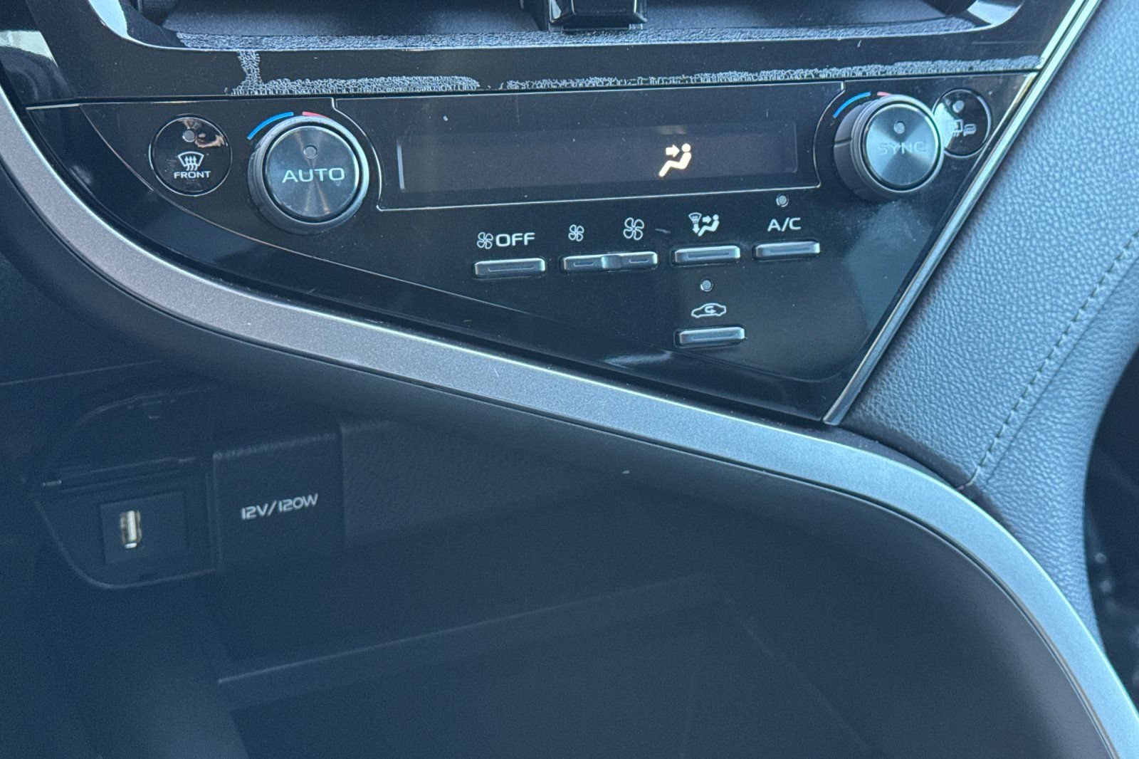 Certified 2023 Toyota Camry SE FWD image 19