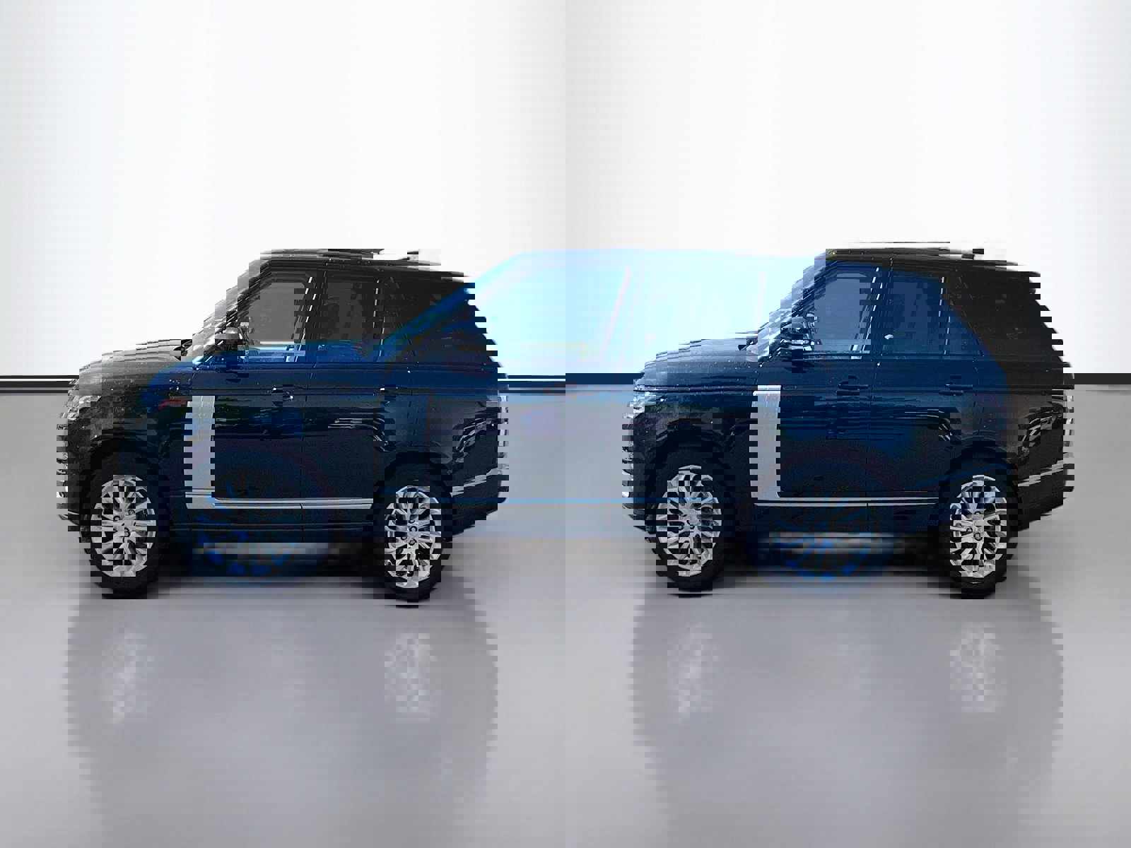 Used 2019 Land Rover Range Rover HSE AWD/4WD image 4