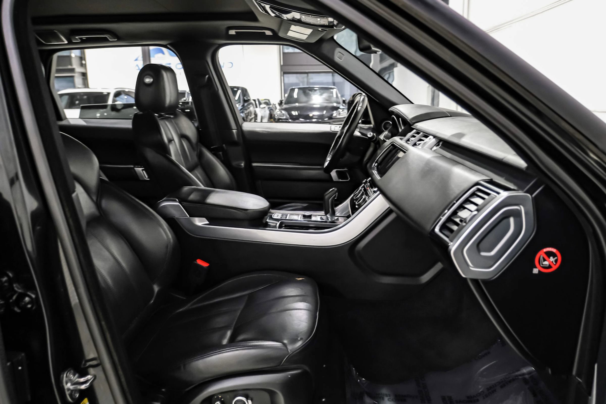 Used 2016 Land Rover Range Rover Sport HSE AWD/4WD image 39