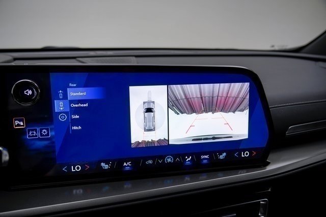 New 2026 Chevrolet Traverse LT w/ Enhanced Driving Package image 30