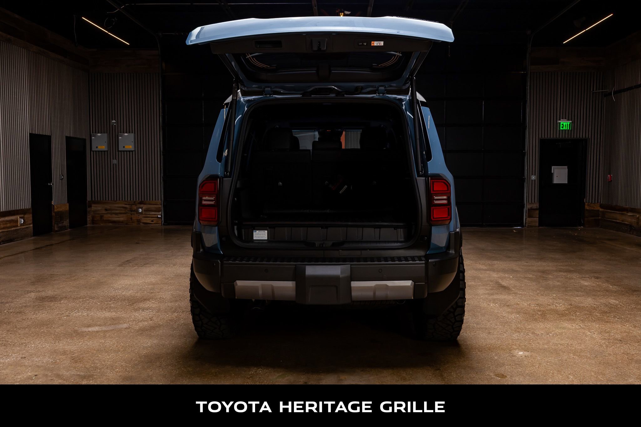 Used 2025 Toyota Land Cruiser w/ Premium Package image 9