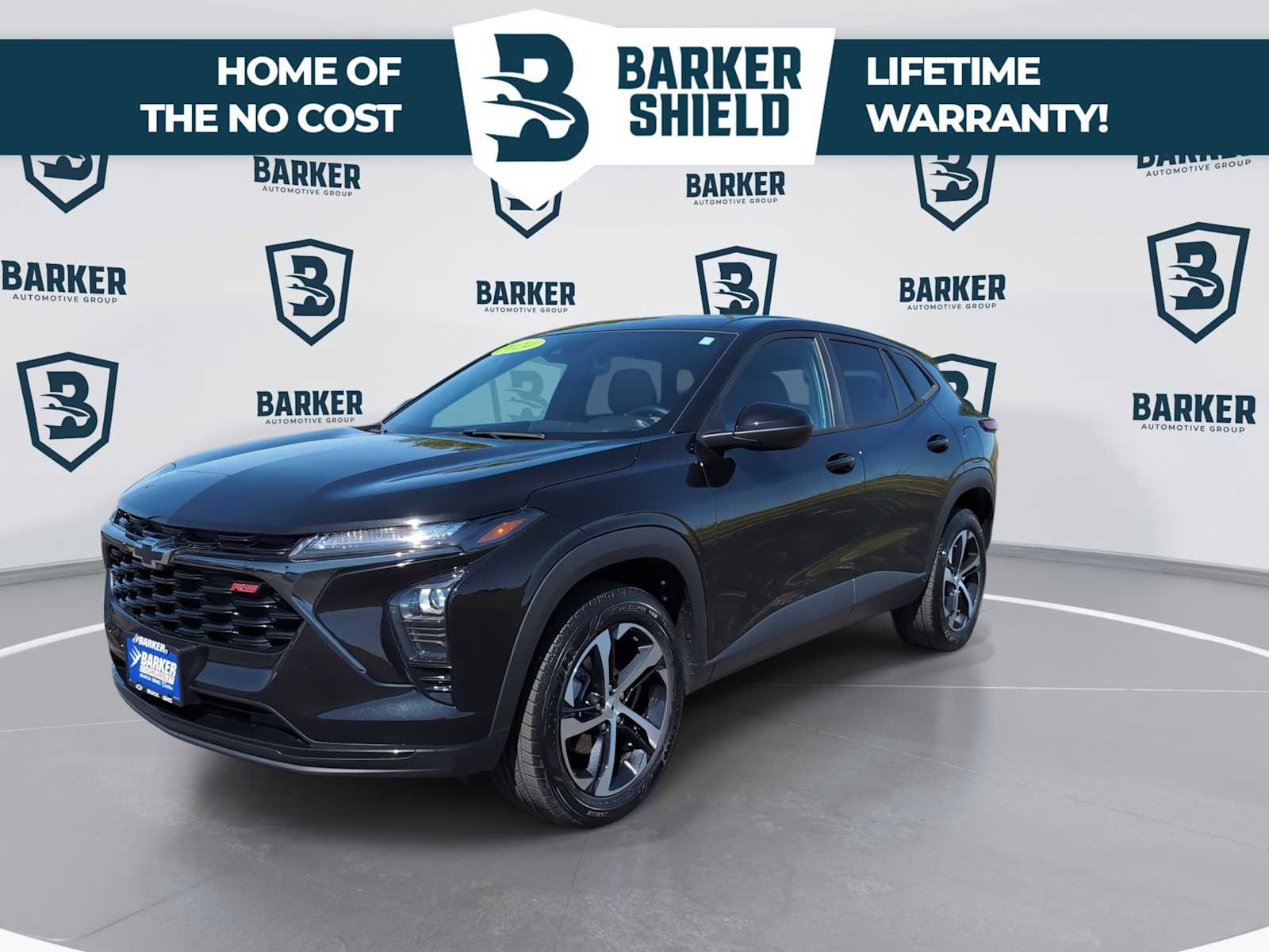 Used 2024 Chevrolet Trax RS w/ Sunroof Package FWD image 5