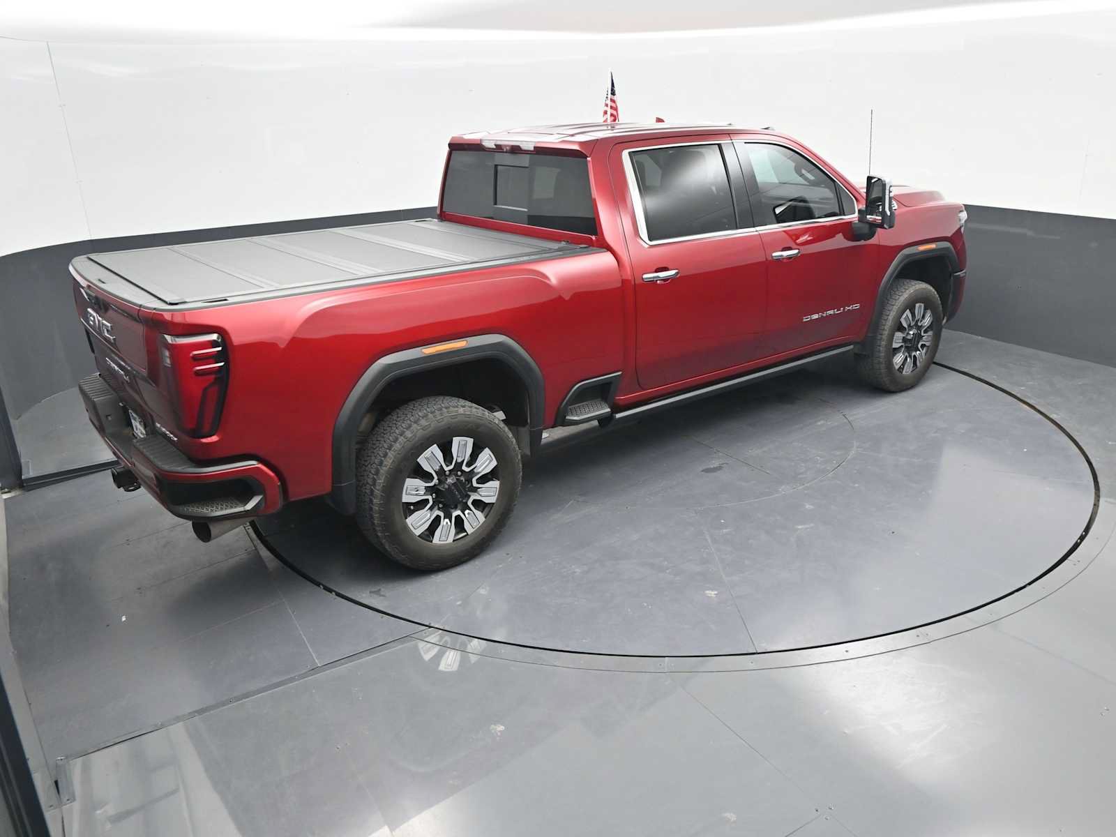 Used 2024 GMC Sierra 2500 Denali w/ Technology Package AWD/4WD image 30