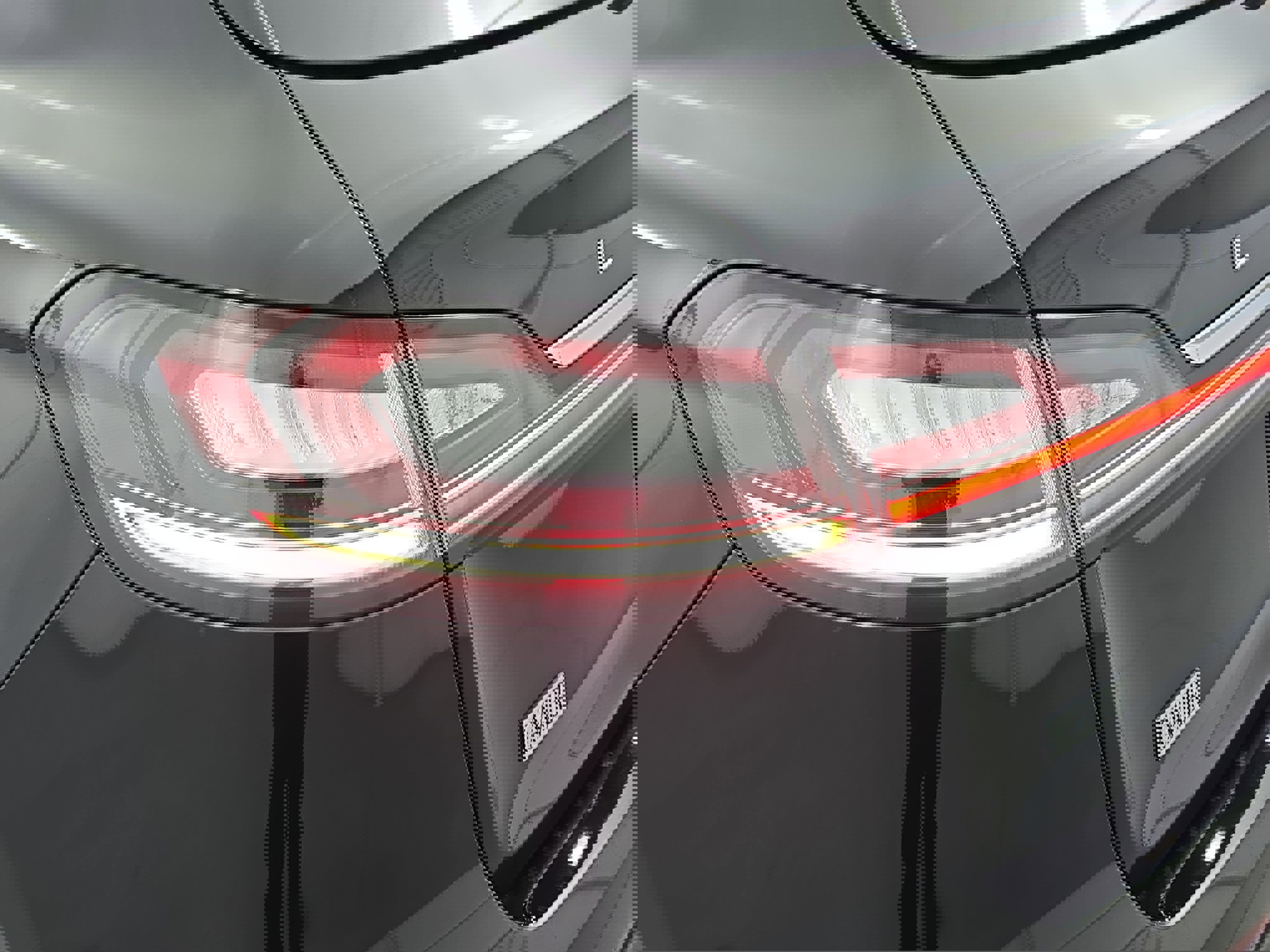 Used 2023 Lincoln Nautilus Reserve image 34