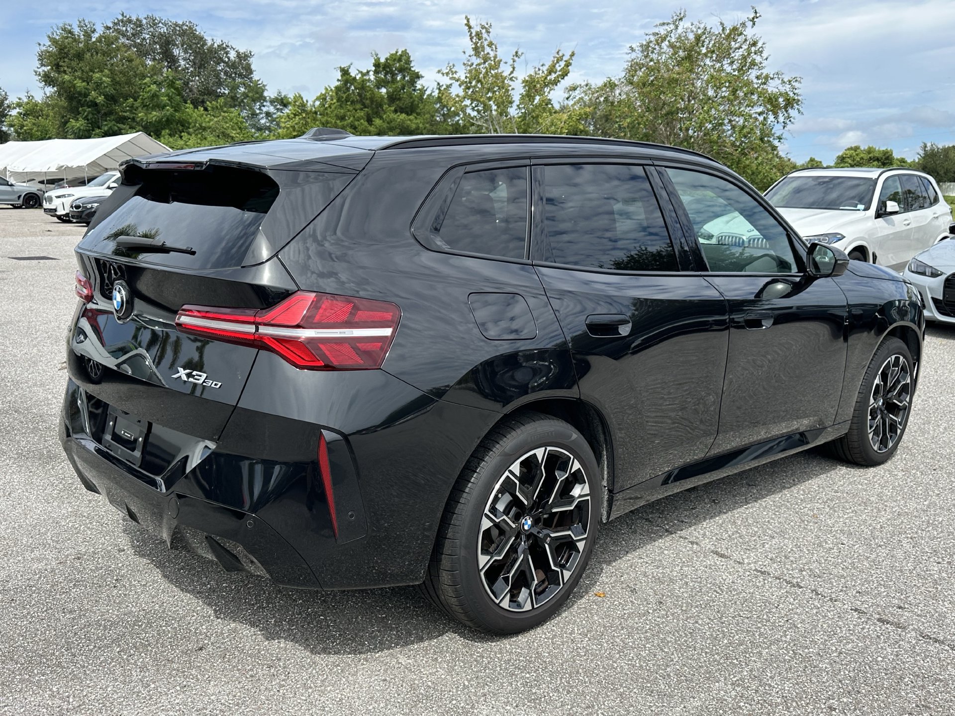 New 2026 BMW X3 xDrive30i w/ M Sport Package AWD/4WD image 4