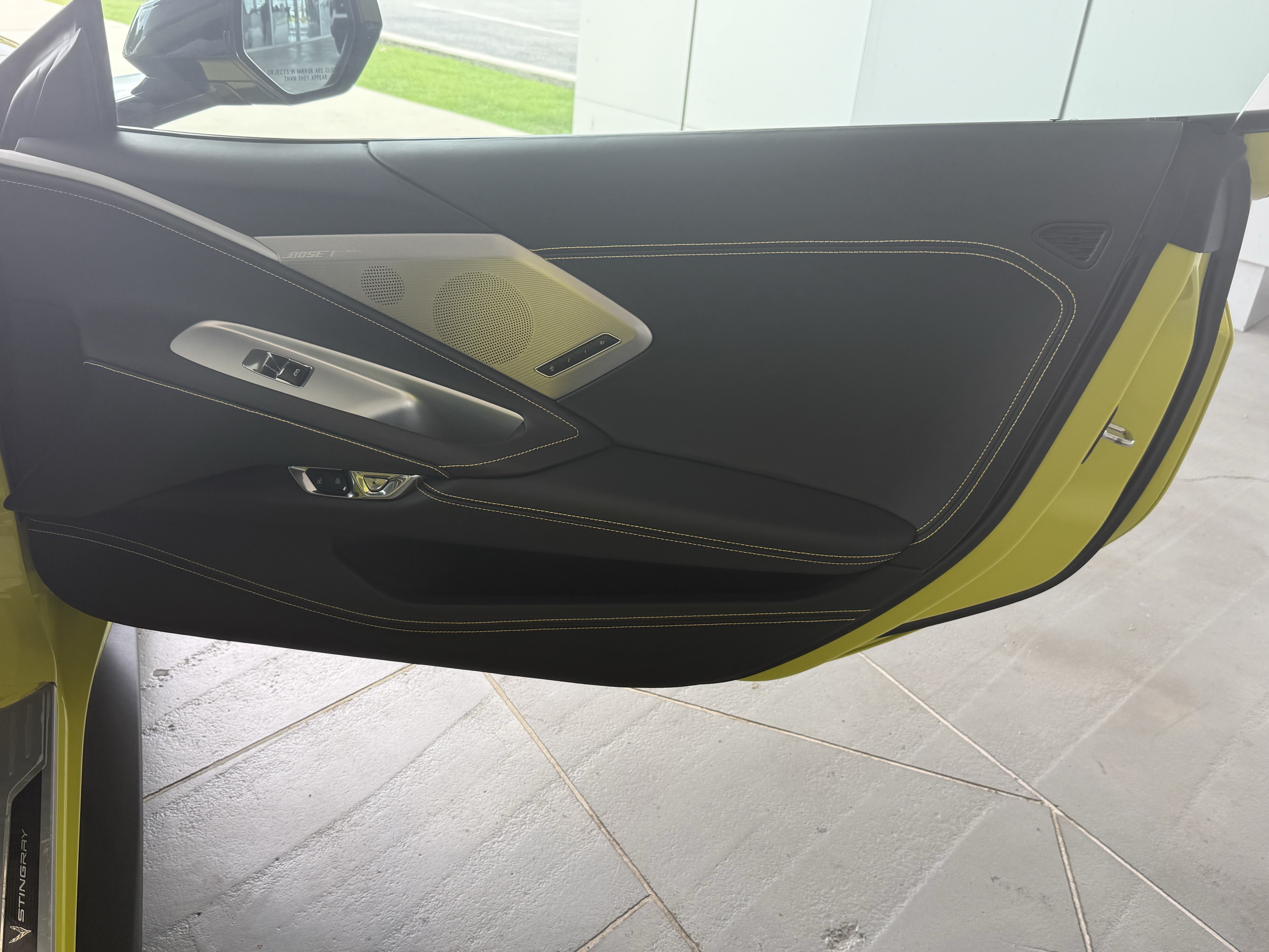 Used 2022 Chevrolet Corvette Stingray Premium Conv RWD image 16