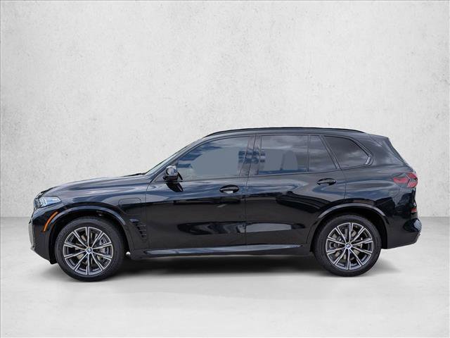 Used 2026 BMW X5 xDrive50e w/ M Sport Package image 9
